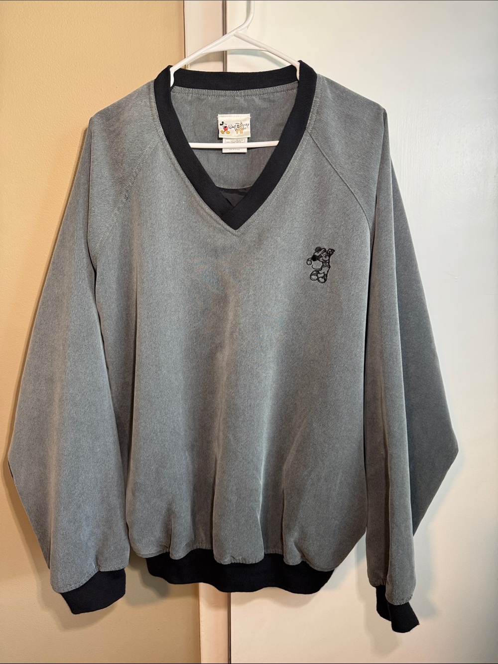 Men’s Vintage Disney Walt Disney World VNeck Pullover Windbreaker-XL fully lined